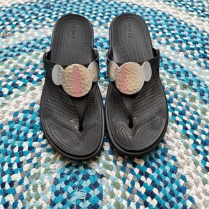 Black Crocs